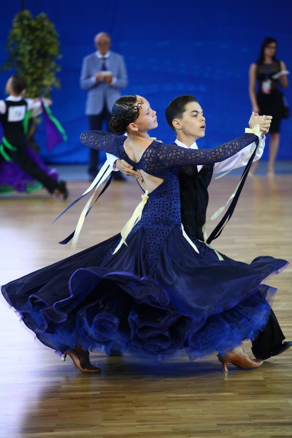 Юные нефтеюганские танцоры стали призёрами международных соревнований, которые проходили в Сочи